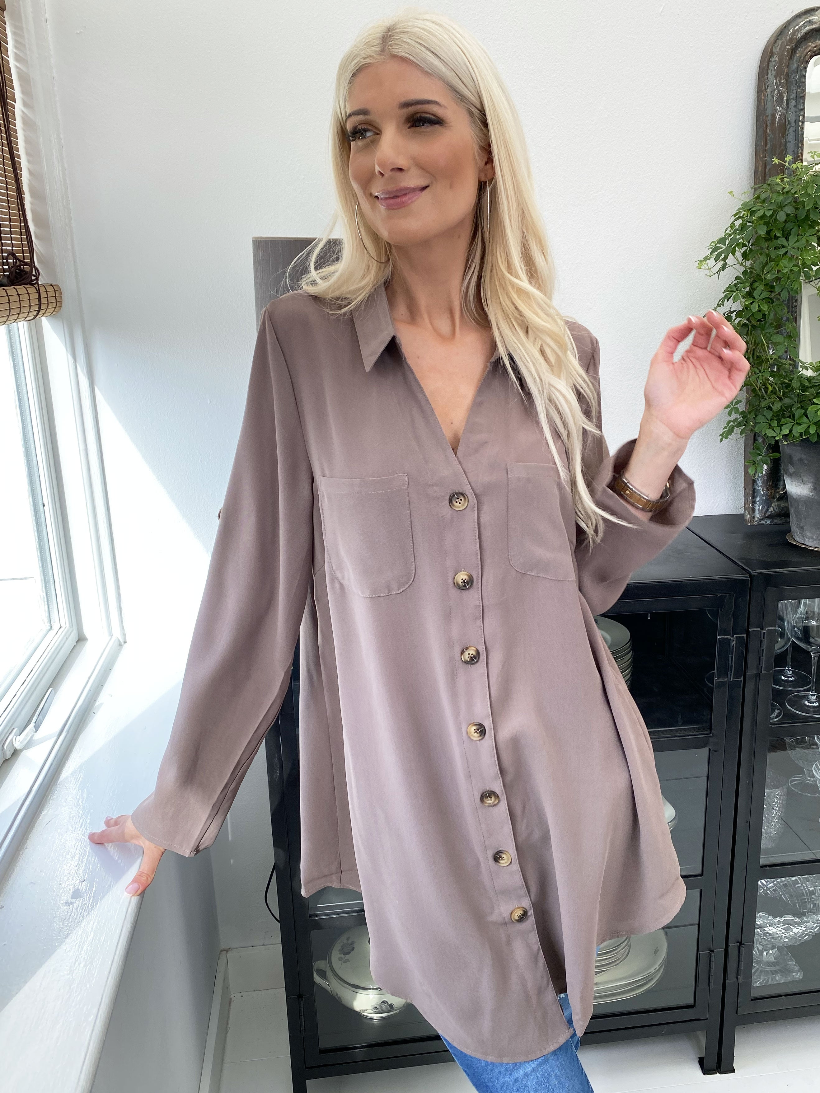 Alyssa - Let simpel skjorte i løs pasform